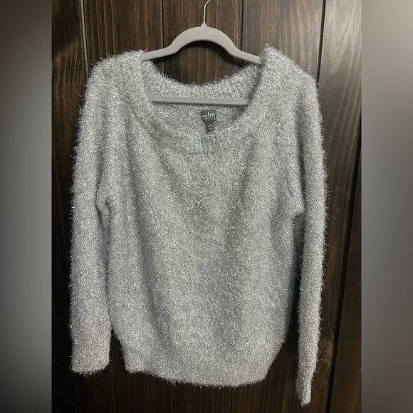 NWT-New York & Company SOHO Silver Sparkly Eyelash Sweater- Size: Medium - Picture 14 of 15